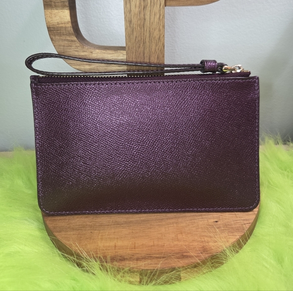 COACH F38706 WRISTLET WALLET STAR SEQUIN PATCHES METALLIC RASPBERRY LN - Picture 3 of 11